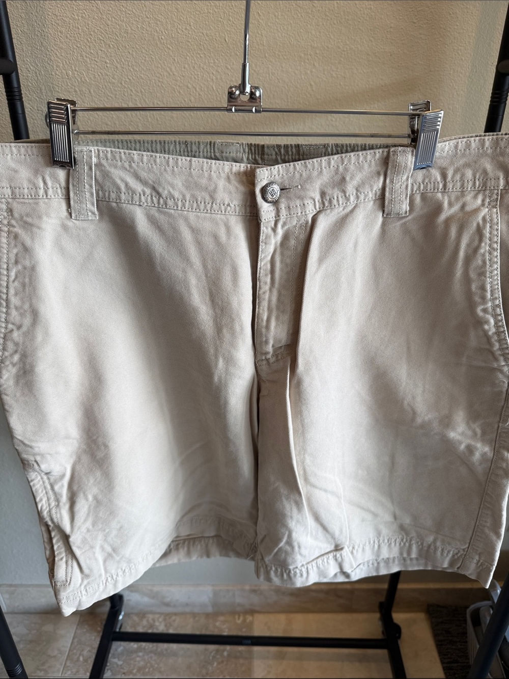 Men's Columbia Beige Casual Shorts